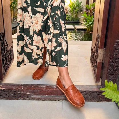 Grounding & Earthing Barefoot Huarache Slip-Ons for Women